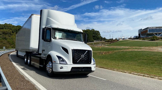 Volvo Trucks, yeni sıfır emisyonlu kamyonunu sergiliyor...